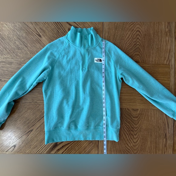 The North Face 1/4 Zip Pullover - Picture 1 of 2